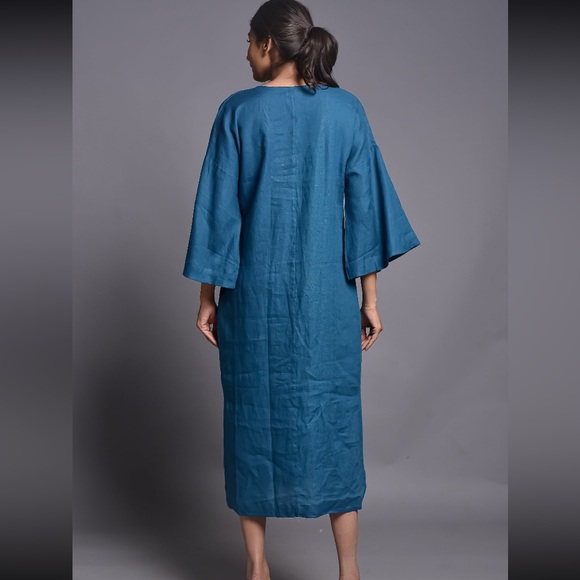 100% Linen MIDI Dress - Picture 2 of 6